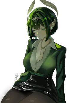 1girl absurdres black_pantyhose black_skirt breasts bunnyselina cleavage commentary english_commentary genshin_impact green_eyes green_hair green_vest headpiece highres jewelry large_breasts looking_at_viewer necklace nefer_(genshin_impact) office_lady pantyhose pencil_skirt short_hair simple_background skirt solo vest white_background