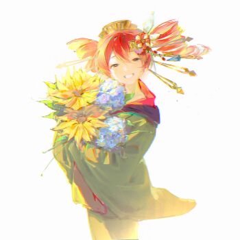 1girl absurdres alternate_costume blue_flower bouquet bow feet_out_of_frame flower green_kimono grin hair_between_eyes hair_bow hair_flower hair_ornament hair_ribbon hair_stick highres holding holding_bouquet japanese_clothes kasane_teto kasane_teto_(sv) kimono looking_at_viewer red_eyes red_hair ribbon smile solo sunflower synthesizer_v tanso_(jfpv3377) utau white_background white_bow white_ribbon yoshiwara_lament_(utau)