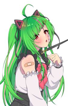 1girl ahoge asymmetrical_bangs bandaid bandaid_on_shoulder bare_shoulders black_choker black_ribbon blush bow bowtie choker collared_shirt commentary_request delutaya detached_sleeves fang fingernails frilled_shirt frilled_sleeves frills from_side gauze gauze_on_face green_hair hair_intakes hair_ornament hair_ribbon hand_up highres indie_virtual_youtuber leash long_hair long_sleeves multicolored_hair nail_polish open_mouth pink_streaks red_bow red_bowtie red_eyes red_nails ribbon shirt shirt_tucked_in simple_background skin_fang sleeveless sleeveless_shirt sleeves_past_wrists solo streaked_hair triangle_hair_ornament two_side_up upper_body virtual_youtuber white_background white_shirt yushii