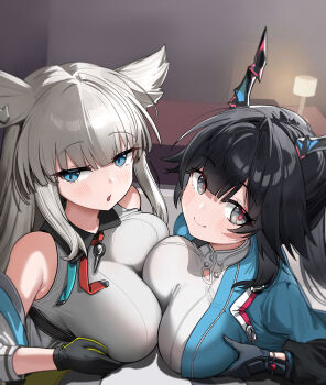 1boy 2girls absurdres alternate_breast_size_(larger) arknights arknights:_endfield asymmetrical_docking bare_shoulders black_gloves black_hair blue_eyes blue_jacket blunt_bangs blush breast_press breasts chen_qianyu_(arknights) closed_mouth dishui_tangni dragon_horns dress endministrator_(arknights) ffm_threesome gloves grey_eyes grey_hair group_sex hair_tuft hetero highres horns imminent_paizuri indoors jacket lamp large_breasts long_hair long_sleeves looking_at_viewer male_endministrator_(arknights) multiple_girls off_shoulder on_bed open_clothes open_jacket parted_lips perlica_(arknights) pov smile threesome white_dress white_jacket