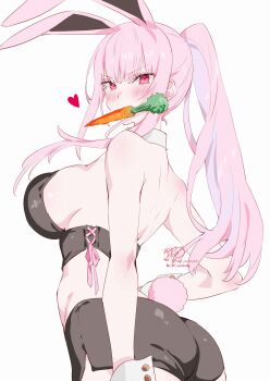 1girl absurdres animal_ears ass back black_bustier black_shorts blunt_bangs blush breasts bustier carrot commentary_request cross-laced_clothes detached_collar heart highres hololive hololive_english kamiya_maneki large_breasts long_hair looking_at_viewer mori_calliope mouth_hold nontraditional_playboy_bunny pink_hair ponytail rabbit_ears rabbit_girl rabbit_tail red_eyes short_shorts shorts sideboob sideless_outfit sidelocks simple_background solo tail virtual_youtuber white_background wrist_cuffs