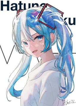 1girl absurdres blue_eyes blue_hair character_name commentary_request english_text eyeliner glowing glowing_hair gradient_hair hair_between_eyes hair_ornament hairclip hatsune_miku highres hood hood_down hoodie long_hair looking_at_viewer makeup multicolored_hair parted_lips red_eyeliner sidelocks signature smile solo striped_background tsukiaka102 twintails upper_body vocaloid white_background white_hoodie