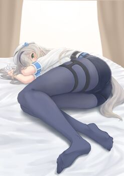 1girl absurdres ass belt blonde_hair blue_belt blue_hairband blue_pantyhose blue_shorts gloves gradient_hair green_eyes grey_hair hairband half_gloves hat highres long_hair looking_at_viewer lying multicolored_hair nijisanji on_bed on_side oota_tomoki pantyhose pantyhose_under_shorts police_hat shioriha_ruri shirt short_sleeves shorts skindentation solo thigh_strap virtual_youtuber white_gloves white_headwear white_shirt
