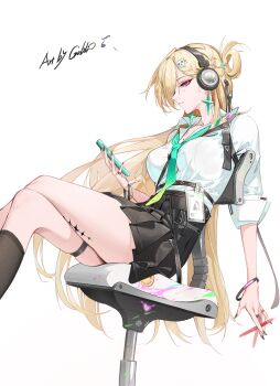 1girl absurdres black_skirt blonde_hair breasts cellphone closed_mouth commentary crossed_legs earrings english_commentary feet_out_of_frame from_side headphones highres holding holding_pen holding_phone id_card jewelry long_hair lynae_(wuthering_waves) medium_breasts mr_goblin pen phone purple_eyes shirt shirt_tucked_in signature simple_background skirt smartphone smile solo star_(symbol) star_earrings tacet_mark_(wuthering_waves) thigh_strap thighs very_long_hair white_background white_shirt wuthering_waves