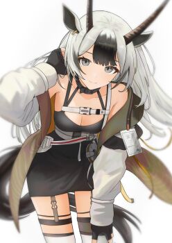 1girl animal_ears arknights arm_up bare_shoulders black_dress black_gloves black_hair black_tail blurry breasts brown_horns cleavage closed_mouth cowboy_shot dress fingerless_gloves gloves grey_eyes hadiya_(arknights) hand_in_own_hair hand_on_own_thigh horns leaning leaning_forward long_sleeves medium_breasts multicolored_hair off_shoulder simple_background smile solo sora_mame_(princess_0sora) standing streaked_hair tail white_background white_hair