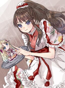 2girls blonde_hair blue_eyes blue_hair bow capelet closed_mouth commentary_request cowboy_shot floral_print floral_print_capelet flying_sweatdrops fujishima_megumi gradient_hair hair_bow highres holding holding_tray japanese_clothes kimono kissa_hasu_no_sora_(love_live!) link!_like!_love_live! long_hair love_live! mini_person minigirl mira-cra_park! multicolored_hair multiple_girls official_alternate_costume osawa_rurino parted_lips pink_capelet pink_kimono ponytail purple_eyes red_bow sidelocks skp1cnqfehmpasi smile tray virtual_youtuber white_kimono