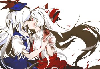 2girls blood blood_on_clothes blood_on_face blood_on_hands blue_dress blue_hat bow collared_shirt dress fujiwara_no_mokou grey_hair hair_bow hat highres holding_another&#039;s_wrist kamishirasawa_keine long_hair multicolored_hair multiple_girls pants purple_hair red_eyes red_pants shirt suspenders touhou two-tone_hair very_long_hair white_shirt youshouhaoxianzhe