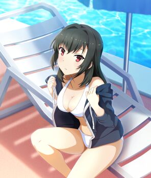 1girl beach_umbrella bikini bikini_under_clothes black_jacket blue_umbrella blush breasts chair cleavage collarbone dot_nose drawstring feet_out_of_frame from_above game_cg green_hair hair_intakes jacket juujou_kagari looking_at_viewer lounge_chair medium_breasts official_art on_chair open_clothes open_jacket parted_lips pool poolside red_eyes sitting solo swimsuit teeth third-party_source toji_no_miko toji_no_miko:_kizamishi_issen_no_tomoshibi umbrella water white_bikini