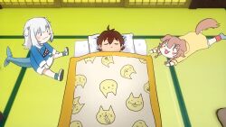 1boy alarm_clock animal_ears animated blonde_hair blue_hair braided_pigtails brown_hair chibi clock dimples dog_ears dog_girl fish_tail gawr_gura hair_ornament highres hololive hololive_english hololive_indonesia interior inugami_korone jacket kureiji_ollie monocle multicolored_hair multiple_girls necktie shark_girl shark_tail shoes sleeping smol_ame sound tagme tail video virtual_youtuber watson_amelia white_hair yobio