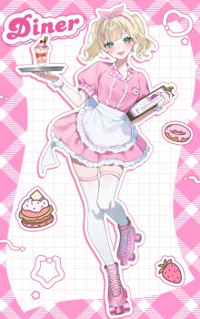 1girl absurdres apron blonde_hair clipboard collared_shirt earrings full_body green_eyes highres holding holding_clipboard jewelry kurumi_noah looking_at_viewer medium_hair mui_maru open_mouth pink_shirt pink_skirt shirt short_sleeves skirt smile solo standing standing_on_one_leg teeth thighhighs upper_teeth_only virtual_youtuber vspo! white_apron white_thighhighs white_wrist_cuffs wrist_cuffs zettai_ryouiki