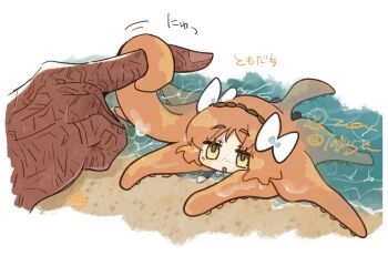 2girls animalization beach bow commentary dark-skinned_female dark_skin disembodied_hand freckles green_eyes hair_bow highres ishmael_(project_moon) limbus_company long_hair multiple_girls ocean octopus open_mouth orange_hair project_moon queequeg_(project_moon) scar scar_on_hand sidelocks smile symbol-only_commentary tentacle_hair to0125u translated very_long_hair water white_bow