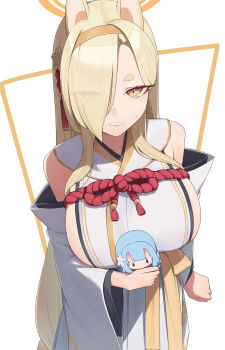 1girl absurdres animal_ears arm_at_side bare_shoulders bell blonde_hair blue_archive border breasts brown_flower character_doll chise_(blue_archive) clenched_hand closed_mouth commentary cowboy_shot detached_sleeves doll eyes_visible_through_hair flower fox_ears fox_girl hair_bell hair_flower hair_ornament hair_over_one_eye hairband halo hand_up highres holding holding_doll japanese_clothes jingle_bell kaho_(blue_archive) kimono large_breasts long_hair long_sleeves looking_at_viewer mole mole_under_mouth orange_border orange_eyes orange_hairband orange_halo outside_border rope ruha_(ruha12haru) shimenawa sideboob sideless_kimono sidelocks simple_background sleeveless sleeveless_kimono solo standing sweatdrop thick_eyebrows very_long_hair white_background white_kimono wide_sleeves