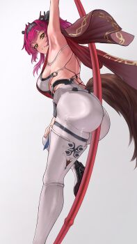 1girl absurdres arm_up armpits ass back bodysuit boots breasts commentary from_side grey_background hairband headgear highres large_breasts long_hair looking_at_viewer lupa_(wuthering_waves) metal_hairband parted_lips pink_hair polearm raziel_(artist) red_sash sash simple_background smile solo tacet_mark_(wuthering_waves) tail thigh_boots weapon white_bodysuit white_boots wolf_tail wuthering_waves yellow_eyes