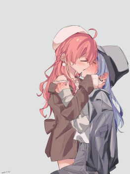 2girls ahoge blue_hair blush brown_coat closed_eyes coat commentary ear_blush earrings grey_background grey_hat grey_jacket grey_pants hanbaagaakunkan hand_blush hand_on_another&#039;s_neck hat highres hololive hoshimachi_suisei jacket jewelry long_hair multiple_girls pants pink_hair sakura_miko shirt simple_background virtual_youtuber white_hat white_shirt yuri