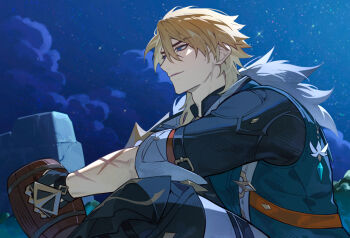 1boy adam's_apple arm_belt belt black_belt black_gloves black_pants blonde_hair blue_eyes blue_jacket closed_mouth cloud commentary english_commentary fingerless_gloves genshin_impact gloves holding jacket long_sleeves male_focus medium_hair multiple_scars night outdoors pants scar scar_on_arm sitting sky sleeve_cuffs smile solo star_(sky) starry_sky tankard tooaya varka_(genshin_impact) white_fur