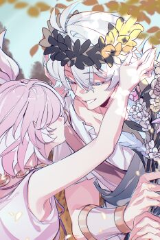 1boy 1girl absurdres alternate_costume antenna_hair armlet blue_eyes bouquet chinese_commentary colored_eyelashes commentary_request cyrene_(honkai:_star_rail) cyrene_(philia093)_(honkai:_star_rail) dappled_sunlight flower hair_between_eyes hair_intakes head_wreath highres honkai:_star_rail honkai_(series) jewelry leaf leaning looking_at_another medium_hair necklace phainon_(honkai:_star_rail) pink_hair pointy_ears rongyuan_gulu shirt short_sleeves sleeveless smile strap sunlight white_hair