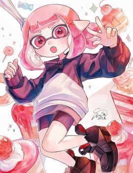 1girl :o bike_shorts black_shoes cake commentary english_commentary fang food inkling inkling_girl inkling_player_character kodak_painter looking_at_viewer medium_hair nintendo open_mouth pink_hair pointy_ears red_eyes red_pupils shoes signature sleeves_past_wrists solo sparkle splatoon_(series) splatoon_3 spoon tentacle_hair