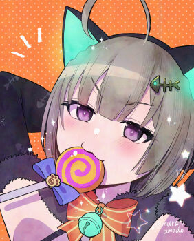 1girl :3 adversarial_noise ahoge animal_ear_hairband animal_ears animal_print arms_behind_head bell black_hairband blunt_bangs blush bow bowtie cat_ear_hairband cat_ears closed_mouth commentary_request fake_animal_ears fish_hair_ornament fish_print grey_hair hair_ornament hairband halloween_costume heaven_burns_red highres huge_ahoge jingle_bell lollipop_in_mouth long_sleeves looking_at_viewer minase_sumomo mouth_hold muratoamado neck_bell notice_lines orange_background polka_dot polka_dot_background portrait purple_eyes red_bow red_bowtie short_hair simple_background smile solo star_(symbol) straight_hair twitter_username v-shaped_eyebrows