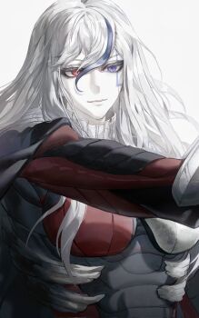 1girl armor black_bodysuit blue_streaks bodysuit cape facial_mark gorget heterochromia highres long_hair multicolored_hair purple_eyes red_bodysuit red_eyes shoulder_armor smile solo streaked_hair the_hundred_line_-last_defense_academy- v&#039;ehxness white_background white_hair yuzhoufeitian