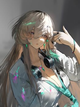 1girl absurdres aqua_necktie blonde_hair breasts cleavage commentary earrings hair_between_eyes hair_ornament hand_up headphones headphones_around_neck highres jewelry lewdlily66 lynae_(wuthering_waves) medium_breasts mole necklace necktie parted_lips shirt skull_hair_ornament solo star_(symbol) star_earrings upper_body white_shirt wuthering_waves