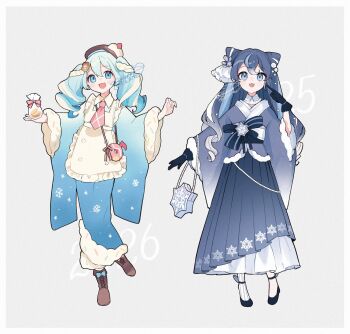 2025 2026 2girls :3 apron bag beret blue_eyes blue_ribbon blue_shoes boots brown_boots collar commentary_request cone_hair_bun double_bun food food-themed_bag food-themed_hair_ornament fur-trimmed_kimono fur_trim gloves gradient_hair hair_bun hair_ornament hakama hakama_skirt hat hatsune_miku highres japanese_clothes kimono kitton_(hekiku13) long_hair looking_at_viewer multicolored_hair multiple_girls necktie obi obidome open_mouth pale_skin pink_necktie ribbon sash shoes simple_background single_sock skirt snowflake_ornament snowflake_print socks twintails vocaloid white_collar white_streaks yuki_miku yuki_miku_(2025) yuki_miku_(2026)