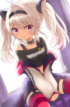 1girl animal_ears black_collar black_jacket black_shirt cat_ears closed_mouth collar commentary_request dark-skinned_female dark_skin fake_animal_ears grey_hair jacket looking_at_viewer matsukai_mao matsukai_mao_(1st_costume) medium_hair nijisanji red_thighhighs shirt smile solo spiked_collar spikes thigh_strap thighhighs two_side_up virtual_youtuber yotuba_mokoh_(benzenex)