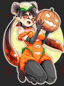 1girl :d adapted_costume alternate_breast_size_(larger) black_collar black_gloves black_hair black_pantyhose boots bow bow-shaped_hair bowtie breasts brown_boots callie_(splatoon) callie_(splatoween)_(splatoon) cleavage clothing_cutout collar commentary_request cross-shaped_pupils detached_collar earrings elbow_gloves facepaint fangs full_body glove_bow gloves gradient_hair green_bow halloween halloween_costume highres holding holding_pumpkin inkling jack-o&#039;-lantern jewelry jumpsuit knee_boots large_breasts long_hair looking_at_viewer mole mole_under_eye multicolored_hair navel navel_cutout nintendo open_mouth orange_bow orange_bowtie orange_eyes orange_hair orange_jumpsuit pantyhose pointy_ears pumpkin short_jumpsuit smile solo splatoon_(series) stitched_face stitches symbol-shaped_pupils t2ukmyjm tentacle_hair twintails very_long_hair
