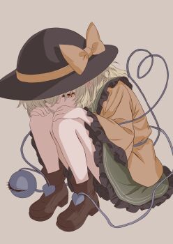 1girl absurdres black_hat bow brown_shoes collared_shirt commentary_request frilled_shirt_collar frilled_skirt frills full_body green_hair green_skirt hat hat_bow heart heart_of_string highres iris-san knees_to_chest komeiji_koishi medium_hair shirt shoes sitting skirt solo third_eye touhou white_background yellow_bow yellow_eyes yellow_shirt
