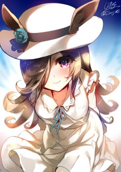 Rule 34 | 1girl, animal ears, blue flower, blush, breasts, brown hair, closed mouth, collarbone, commentary request, dress, ears through headwear, flipped hair, flower, hair over one eye, hat, hat flower, highres, horse ears, horse girl, horse tail, leaning forward, long hair, long sleeves, looking at viewer, neck ribbon, purple eyes, ribbon, rice shower (umamusume), rose, shimaji, smile, solo, tail, umamusume, white dress