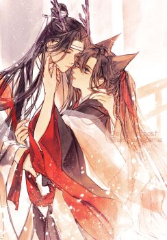 2boys aki_uzuzame animal_ears bishounen black_hair black_hanfu brown_hair chinese_clothes closed_eyes closed_mouth commentary_request couple curtains dragon_boy dragon_horns eastern_dragon_horns fingernails fox_boy fox_ears hair_ribbon hand_on_another&#039;s_cheek hand_on_another&#039;s_face hand_on_another&#039;s_shoulder hanfu headband highres holding holding_ribbon holding_sash horns hug kemonomimi_mode lan_wangji light_particles light_smile long_hair long_sleeves looking_at_another male_focus modao_zushi multiple_boys parted_lips ponytail purple_eyes red_ribbon red_sash red_shawl ribbon ribboned_xiao_guan robe sash sharp_fingernails shawl twitter_username upper_body watermark wei_wuxian white_hanfu white_headband white_ribbon white_shawl wide_sleeves yaoi