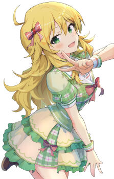 1girl blonde_hair blush bow commentary_request green_eyes green_shirt hair_between_eyes hair_bow highres hoshii_miki idolmaster idolmaster_(classic) long_hair looking_at_viewer open_mouth pink_bow plaid_clothes plaid_shirt shirt shuucream_(syuichi) simple_background smile solo standing standing_on_one_leg v white_background