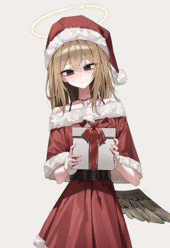 1girl absurdres ashal_(mansu) belt black_belt black_eyes blonde_hair box christmas commentary_request dress fur-trimmed_dress fur-trimmed_headwear fur_trim gift gift_box halo hat highres holding holding_gift looking_at_viewer low_wings mansu_(mansu113355) original red_dress red_hat santa_costume santa_hat simple_background single_wing white_background wings yellow_halo