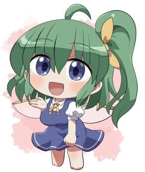 1girl :d ahoge barefoot blue_dress blue_eyes blush breasts chibi chibi_only collared_shirt commentary_request daiyousei dress fairy_wings full_body green_hair hair_between_eyes hair_ribbon highres looking_at_viewer neck_ribbon open_mouth pinafore_dress ribbon rokugou_daisuke shirt short_sleeves side_ponytail signature sleeveless sleeveless_dress smile solo standing touhou white_shirt wings yellow_ribbon