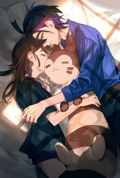 00kashian00 1boy 1girl :3 =_= black_hair blue_shirt braid brown_hair commentary_request furret gen_2_pokemon hetero highres juliana_(pokemon) kieran_(pokemon) lying mole mole_on_neck multicolored_hair nintendo on_side pokemon pokemon_(creature) pokemon_sv purple_hair shirt sleeping smile streaked_hair two-tone_hair