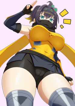 1girl absurdres ahoge armpits bare_shoulders black_hair black_scarf black_shorts blonde_hair breasts buni_guun cameltoe commentary_request covered_navel duel_monster elbow_gloves fingerless_gloves forehead_protector from_below gloves green_eyes hair_between_eyes hand_up highres large_breasts long_hair multicolored_hair ninja pink_background ponytail s-force_rappa_chiyomaru s:p_little_knight scarf shorts simple_background sleeveless solo thighhighs thighs tight_clothes yu-gi-oh! yu-gi-oh!_master_duel