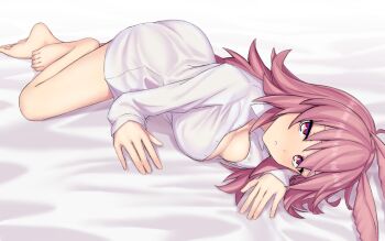 1girl blush breasts elfenlied22 fate/grand_order fate_(series) feet head_wings hildr_(fate) large_breasts looking_at_viewer lying pink_hair pink_wings red_eyes shirt valkyrie_(fate) white_background white_shirt wings