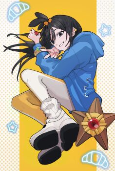1girl black_hair blue_hoodie bracelet commentary cube_hair_ornament floating_hair gen_1_pokemon grin hair_ornament highres holding holding_poke_ball hood hood_down hoodie jewelry leggings lida_(pokemon) long_hair long_sleeves nintendo poke_ball poke_ball_(basic) pokemon pokemon_(creature) pokemon_legends:_z-a ribbed_socks shoes smile socks star_(symbol) staryu tapiko_(tptp502) teeth topknot v white_shoes