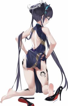 1girl absurdres ass back back_cutout bare_legs barefoot black_dress black_hair black_shoes blue_archive blush butterfly_hair_ornament china_dress chinese_clothes clothing_cutout commentary doodle_sensei_(blue_archive) double_bun dragon_print dress feet haine_1871 hair_bun hair_ornament halo high_heels highres ink kisaki_(blue_archive) kneehighs long_hair looking_at_viewer median_furrow profile sensei_(blue_archive) shoes signature simple_background socks soles solo twintails unworn_shoes very_long_hair white_background