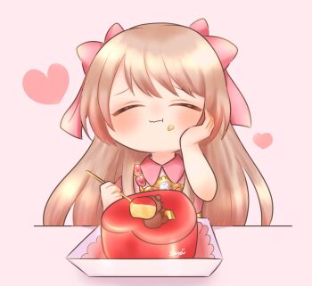 1girl artistic_error blush cake chaos_marie_(grimms_notes) chibi chibi_only closed_mouth eating food grimms_notes heart solo sy2zzz upper_body