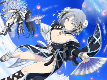 2girls asymmetrical_footwear bare_tree black_eyes black_hair black_kimono black_socks blue_eyes blush bow breasts choker cleavage collarbone cryokinesis dual_wielding falling_petals feather_fan fingerless_gloves fingernails floral_print flower folding_fan fubuki_(senran_kagura) gloves grey_hair hair_between_eyes hair_bow hair_flower hair_ornament hand_fan highres holding holding_fan japanese_clothes kimono large_breasts long_hair looking_at_viewer mountainous_horizon multicolored_hair multiple_girls official_alternate_costume official_art okobo petals platform_sandals ribbon-trimmed_kimono ribbon_trim sandals senran_kagura senran_kagura_new_link senran_kagura_shinovi_versus short_hair smile snow socks streaked_hair tabi tassel tree two-tone_kimono very_long_hair white_flower white_kimono white_socks winter yaegashi_nan yumi_(senran_kagura)