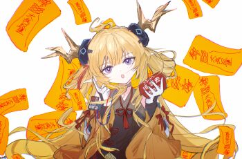 1girl :o ahoge arknights black_choker black_dress black_gloves blonde_hair chinese_commentary chinese_knot choker chromatic_aberration commentary_request dot_nose dragon_girl dragon_horns dress gloves grey_background head_tilt highres holding horn_ornament horns infection_monitor_(arknights) leizi_(arknights) leizi_the_thunderbringer_(arknights) long_hair looking_at_viewer menthe multicolored_gloves ofuda pointing pointing_up pointy_ears purple_eyes simple_background solo takeout_container upper_body very_long_hair white_gloves yellow_horns yellow_theme