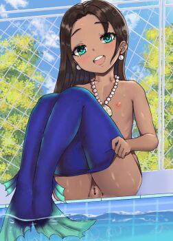 1girl aqua_eyes ass bar_censor blue_legwear blush borrowed_character brown_hair bubble censored chain-link_fence cleft_of_venus commission dark-skinned_female dark_skin day earrings female_focus fence flat_chest highres jewelry legs_up lens_flare loli long_hair looking_at_viewer maryn mermaid_costume necklace nipples open_mouth original outdoors parted_bangs pearl_earrings pearl_necklace pixiv_commission pool poolside pussy sitting sky smile solo undressing water