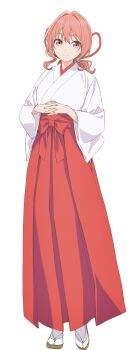 1girl amagami-san_chi_no_enmusubi amagami_yuna anime_coloring blush breasts closed_mouth full_body hair_between_eyes hair_ribbon hakama hakama_skirt highres iizuka_haruko japanese_clothes large_breasts long_skirt long_sleeves looking_at_viewer medium_hair miko official_art own_hands_together red_eyes red_hair red_hakama red_ribbon ribbon sandals simple_background skirt smile socks solo standing tachi-e transparent_background white_socks wide_sleeves zouri