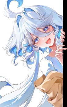 1girl absurdres ahoge datsha furina_(genshin_impact) genshin_impact highres long_hair mismatched_pupils multicolored_hair open_mouth shirt white_background white_shirt