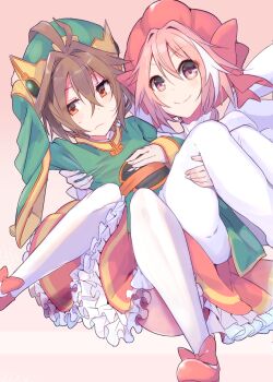 1girl 2boys ahoge astolfo_(fate) blush braid brown_hair cardcaptor_sakura chinese_clothes cosplay crossdressing dress fang fate/apocrypha fate/grand_order fate_(series) fuuin_no_tsue green_eyes hair_ribbon hat highres kinomoto_sakura kinomoto_sakura_(cosplay) kinomoto_sakura_(magician) li_syaoran li_xiaolang_(cosplay) long_braid looking_at_viewer magical_girl male_focus multiple_boys p_answer pink_hair pink_hat purple_eyes ribbon short_hair sieg_(fate) single_braid smile thighhighs trap wings