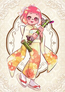 Rule 34 | 1girl, :d, absurdres, bamboozler 14 (splatoon), border, bow, commentary request, eyebrow cut, full body, hair bow, highres, holding, holding weapon, inkling, inkling girl, inkling player character, japanese clothes, kimono, lovekebabuchin, nintendo, open mouth, ornate border, pink hair, pointy ears, red eyes, sandals, short hair, smile, solo, splatoon (series), splatoon 3, standing, tabi, teeth, tentacle hair, weapon, white background, zouri