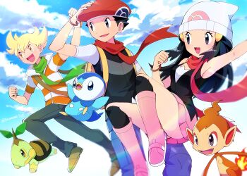 1girl 2boys :d absurdres arm_up armpits barry_(pokemon) beanie bird black_hair black_shirt black_socks blonde_hair blue_pants boots bracelet brown_footwear chimchar clenched_hand cloud cloudy_sky commentary_request dawn_(pokemon) eyelashes gen_4_pokemon green_scarf grey_eyes grey_pants grey_shirt hair_ornament hairclip hand_on_headwear hat highres jewelry kneehighs knees_up leaf long_hair lucas_(pokemon) monkey multiple_boys nintendo open_mouth orange_eyes orange_shirt pants penguin pink_boots pink_skirt piplup pokemon pokemon_(creature) pokemon_dppt red_hat red_scarf sawarabi_(sawarabi725) scarf shirt shoes short_hair short_sleeves sidelocks skirt sky sleeveless sleeveless_shirt smile socks striped_clothes striped_shirt turtle turtwig twitter_username white_hat