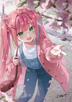 1girl artist_name bag blue_overalls blurry blurry_foreground blush brown_bag cardigan character_hair_ornament character_name cherry_blossoms commentary crew_neck day denim depth_of_field falling_petals feet_out_of_frame green_eyes hair_intakes hair_ornament hairclip hanako_nana highres ika_(4801055) leaning_forward long_hair looking_at_viewer multicolored_hair open_cardigan open_clothes open_mouth outdoors overalls parallel_hairclips petals pink_cardigan pink_hair reaching reaching_towards_viewer shirt signature smile solo standing stellive straight_hair streaked_hair t-shirt twintails unbuttoned very_long_hair virtual_youtuber white_shirt