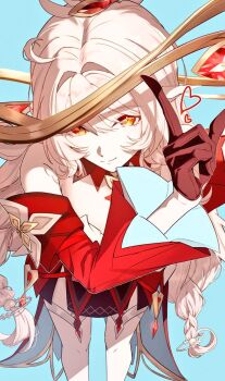 1girl alice_(genshin_impact) blonde_hair blue_background braid brown_gloves clover_print cowlick detached_sleeves gem genshin_impact gloves hair_intakes heart heart-shaped_gem jewelry long_hair looking_at_viewer low_twin_braids orange_eyes pointy_ears red_sleeves shu_nka side_ahoge simple_background smile solo thighhighs thighs twin_braids very_long_hair