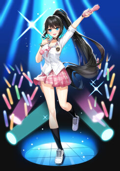 1girl :d absurdres arm_up badge black_background black_choker black_hair black_socks blue_background blue_eyes bracelet breasts choker cleavage closers collared_shirt dark_background fang full_body glowstick gradient_background hands_up highres holding holding_microphone idol jewelry kneehighs large_breasts leg_up long_hair long_sleeves microphone miniskirt necktie official_art open_hand open_mouth outstretched_arm pink_necktie pink_skirt plaid_clothes plaid_necktie plaid_skirt pleated_skirt ponytail school_uniform shirt shoes sidelocks skirt sleeves_pushed_up smile sneakers socks solo sparkle stage stage_lights star_bracelet tachi-e very_long_hair walking white_shirt white_shoes yuri_seo